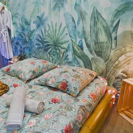 Apartment Tropicoon Jacuzzi Centre Parking Free